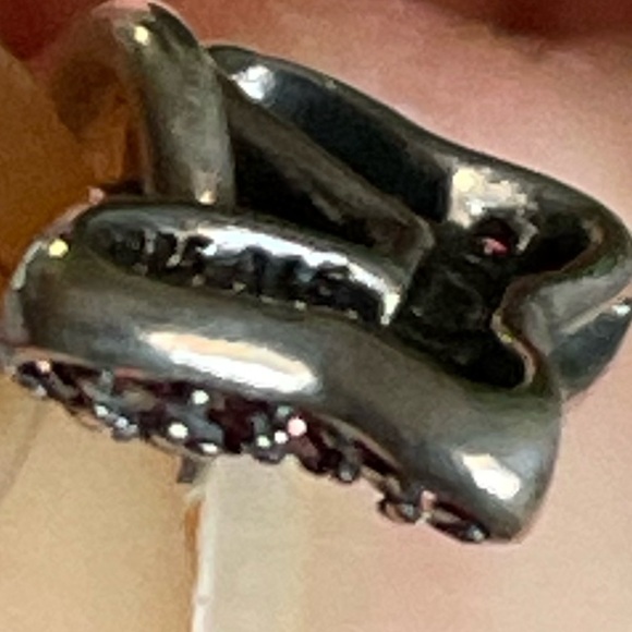 New authentic Disney x Pandora Minnie Mouse sparkling bow dangle charm retired - Picture 7 of 8